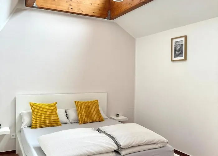 Premium Maisonette In Center With Parking *